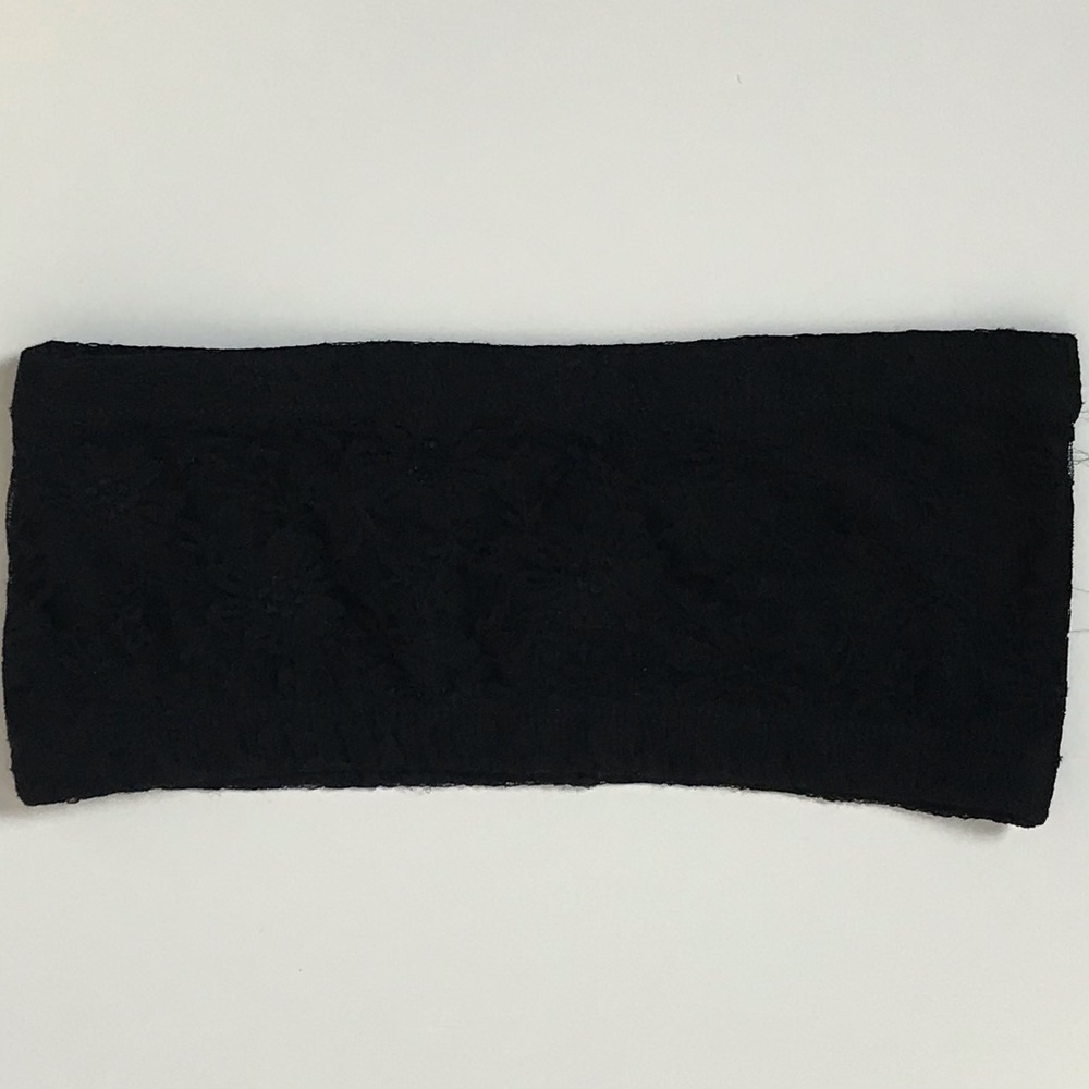 NWOT Zenana Outfitters from Altar’d State Bandeau